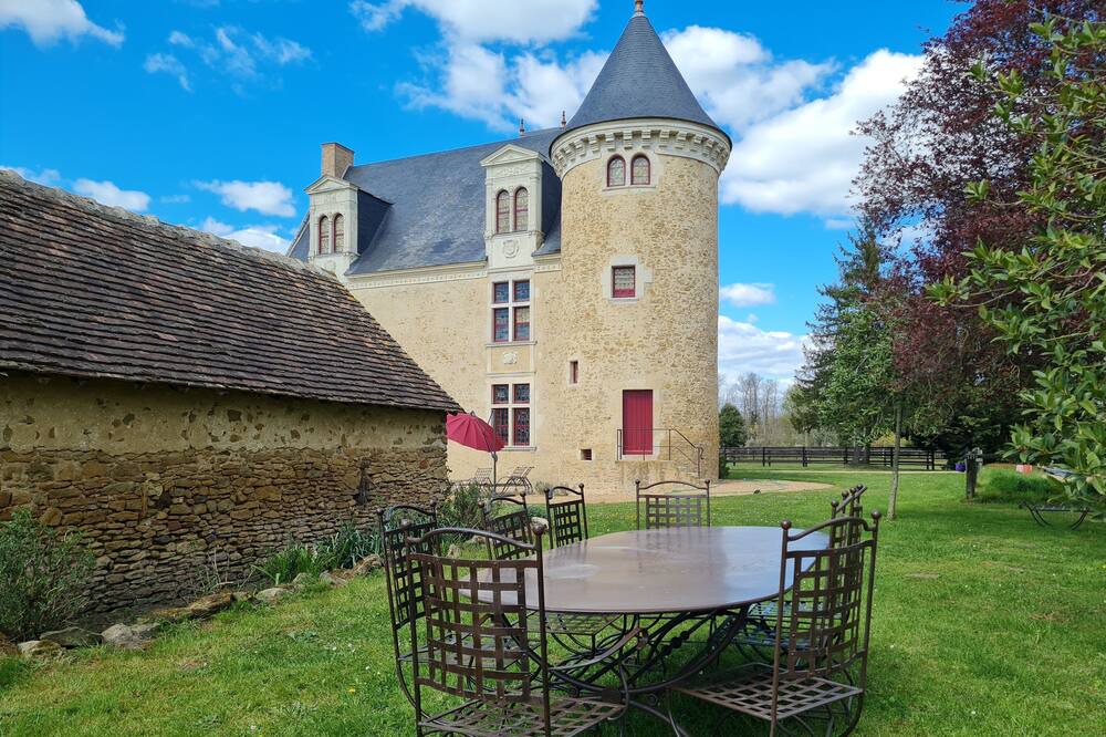 Photo of Outdoor in Roeze-sur-Sarthe