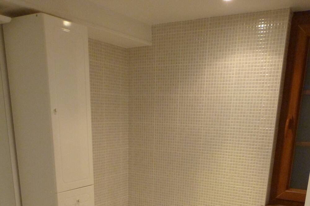Photo of Bathroom in Beuzeville