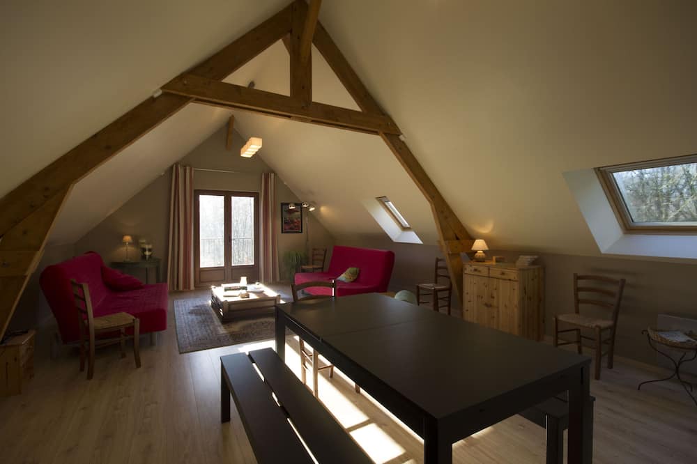 Photo of Livingroom in Saint-Eloi-de-Fourques
