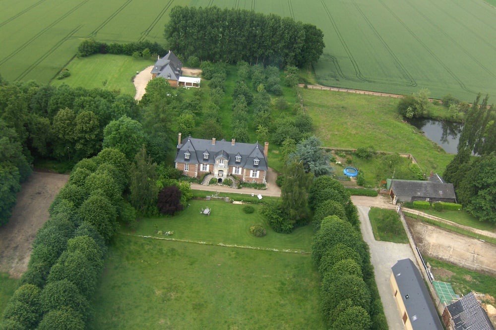 Photo of Outdoor in Saint-Eloi-de-Fourques