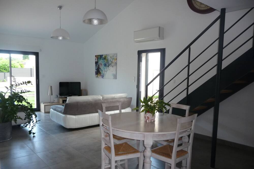 Photo of Livingroom in Lattes