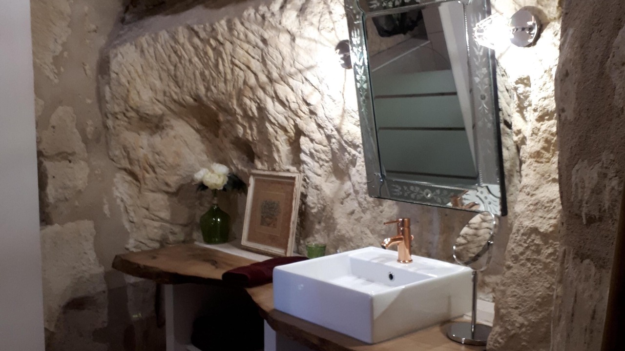 Photo of Bathroom in Saumur