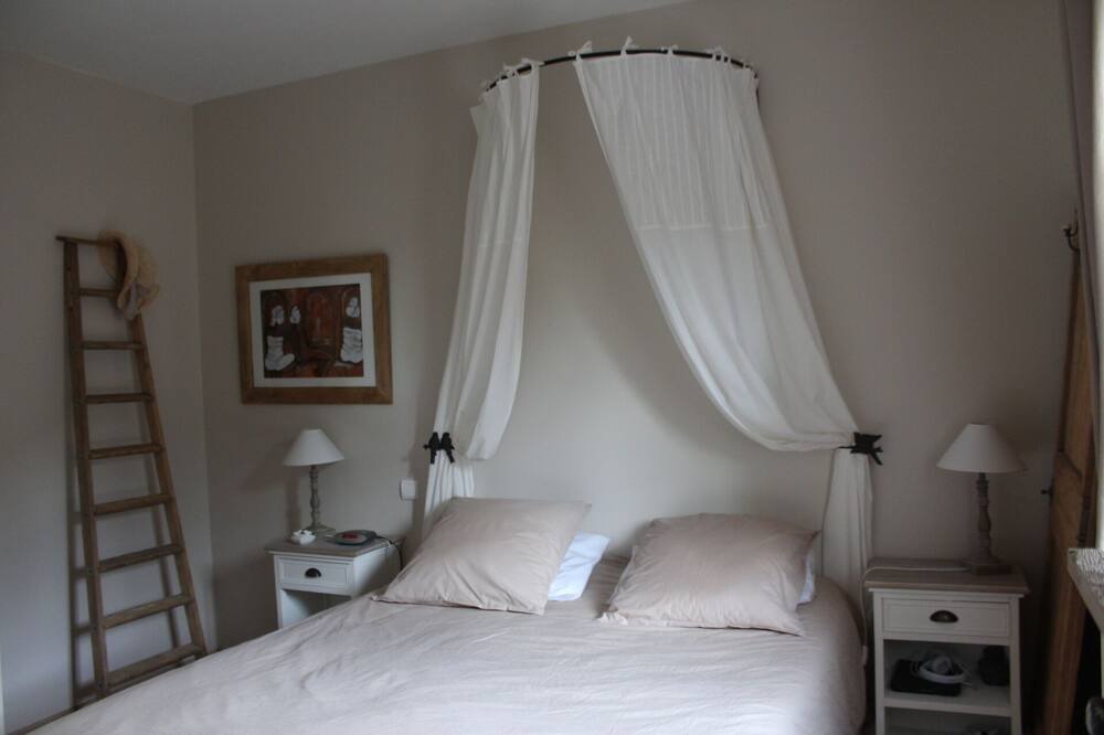 Photo of Bedroom in Carcassonne