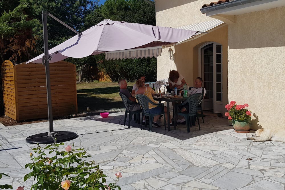 Photo of Patio Balcony in Begadan