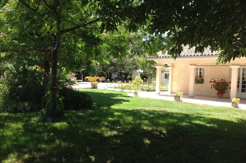 Photo of Outdoor in Begadan