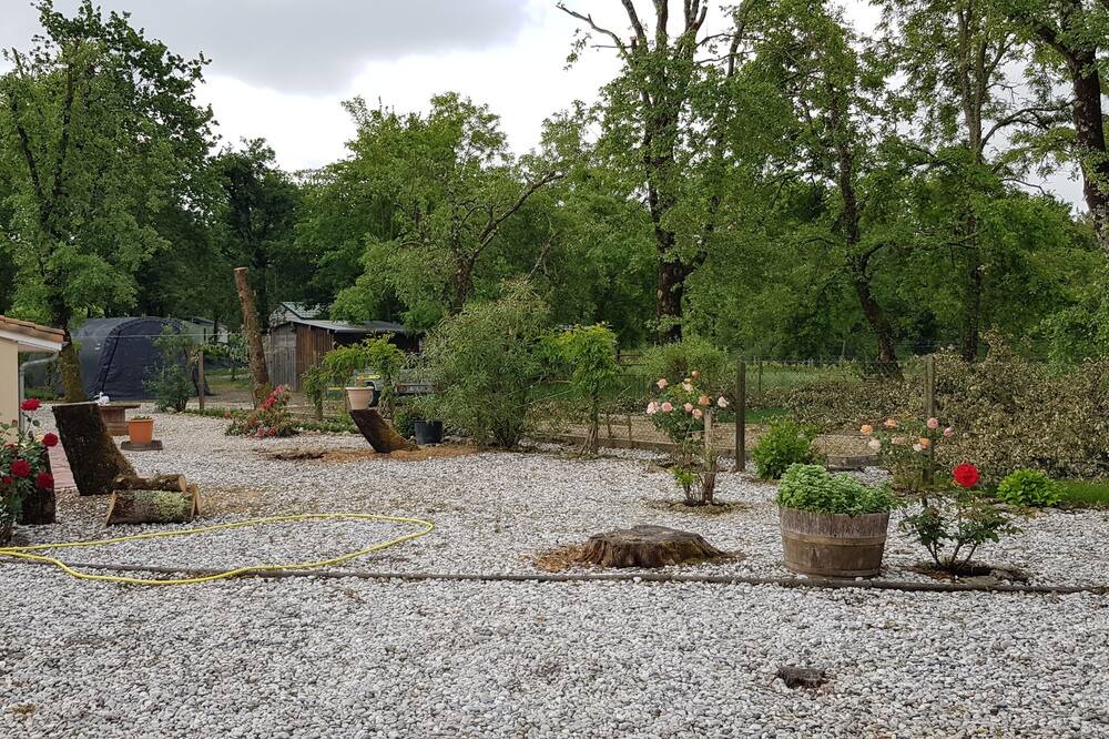 Photo of Outdoor in Begadan