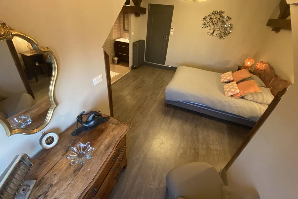 Photo of Bedroom in Meyssac