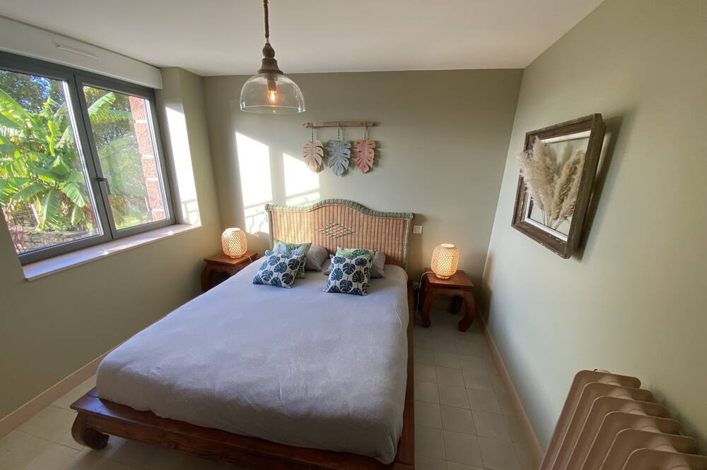 Photo of Bedroom in Meyssac