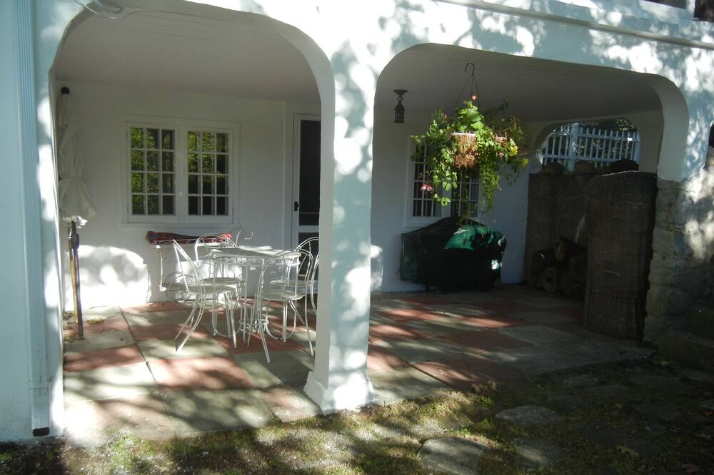 Photo of Patio Balcony in Rawdon