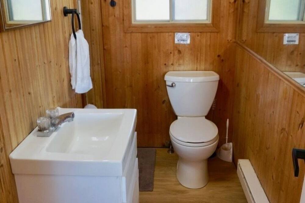 Photo of Bathroom in Lafontaine