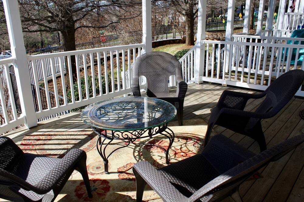 Photo of Patio Balcony in Belmont