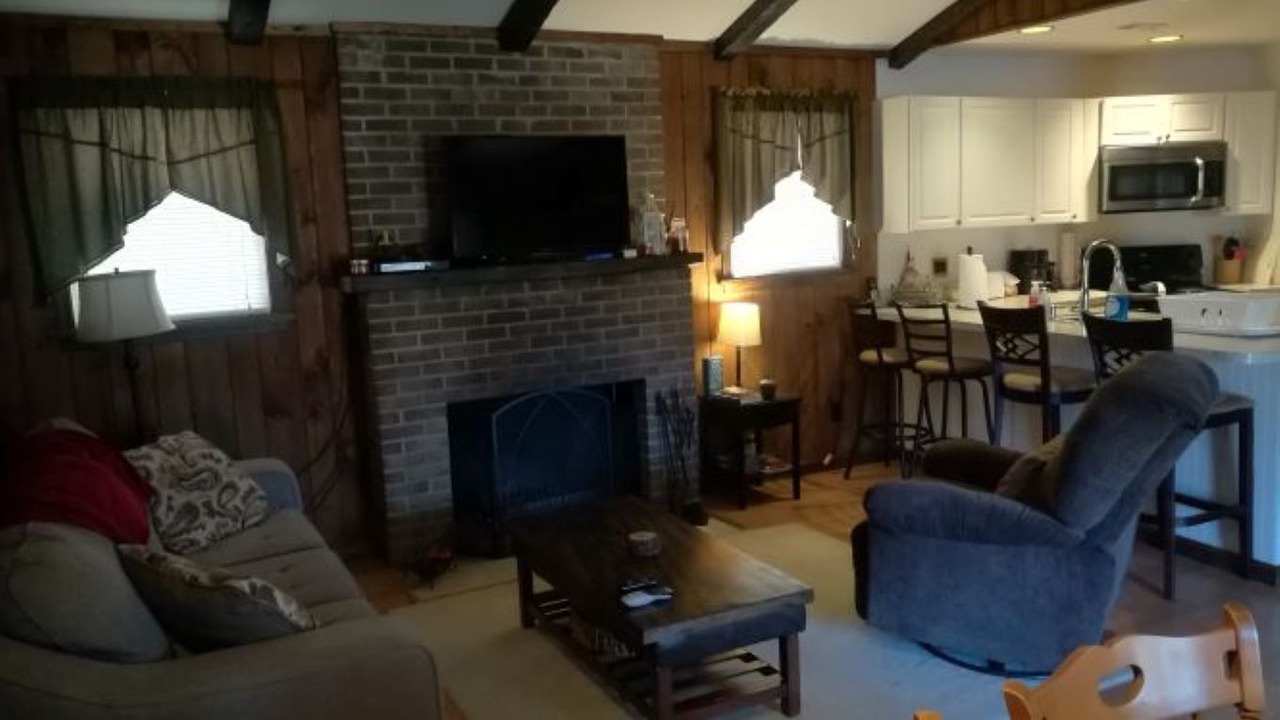 Photo of Livingroom in Fishers Hill