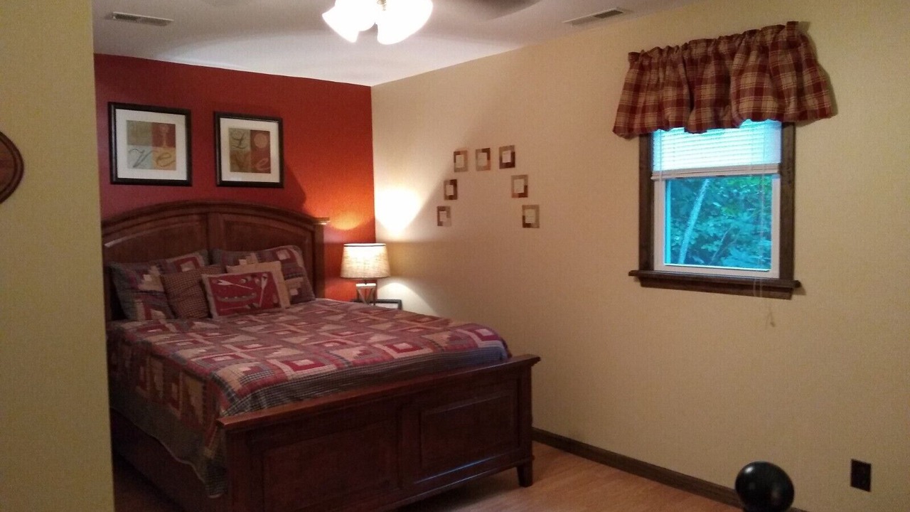 Photo of Bedroom in Fishers Hill