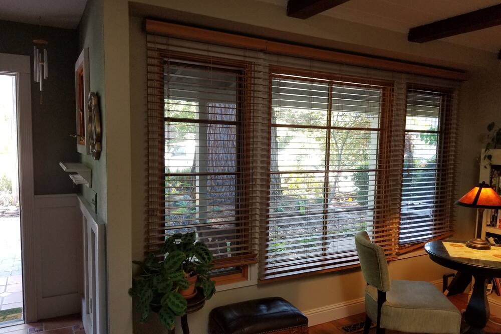 Photo of Livingroom in Stanley