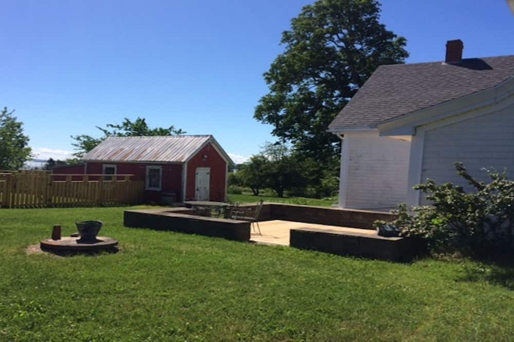 Photo of Outdoor in Canning