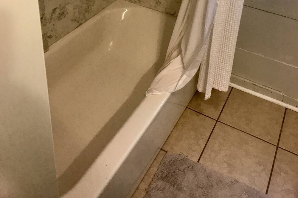 Photo of Bathroom in Starkville