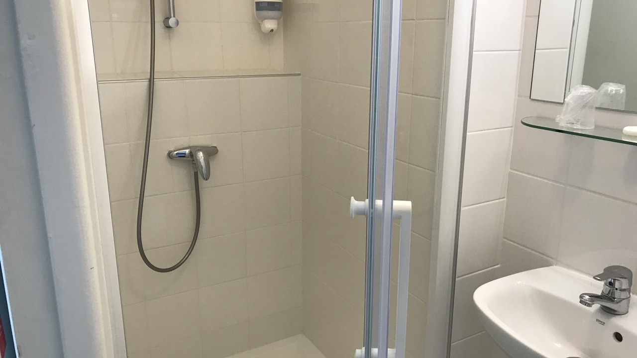 Photo of Bathroom in Theix-Noyalo