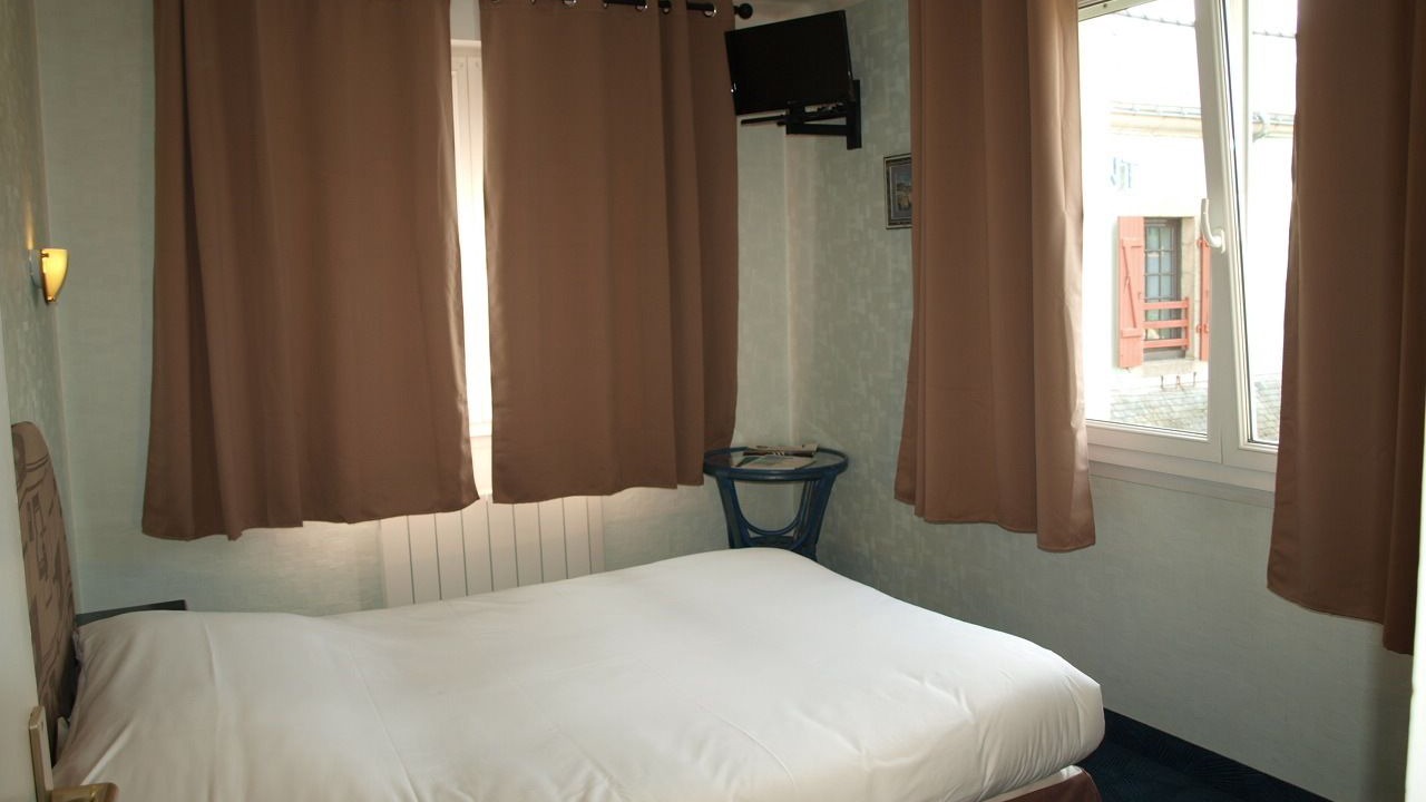 Photo of Bedroom in Theix-Noyalo