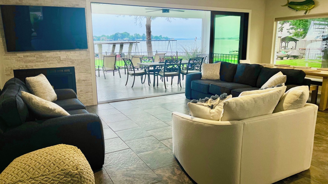 Photo of Livingroom in Granite Shoals