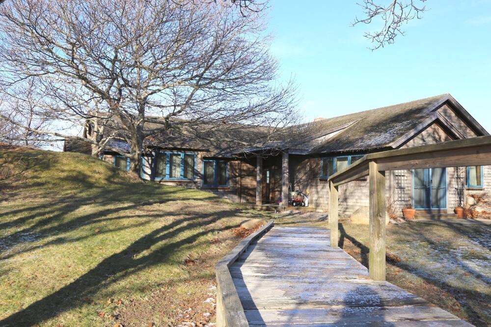 Photo of Others in Aquinnah