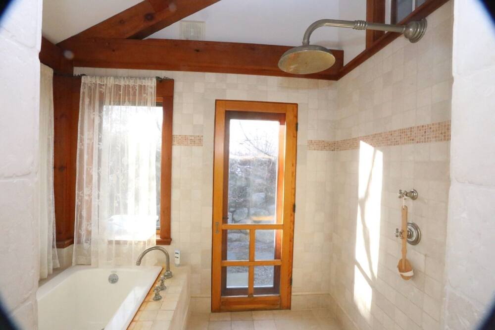 Photo of Others in Aquinnah