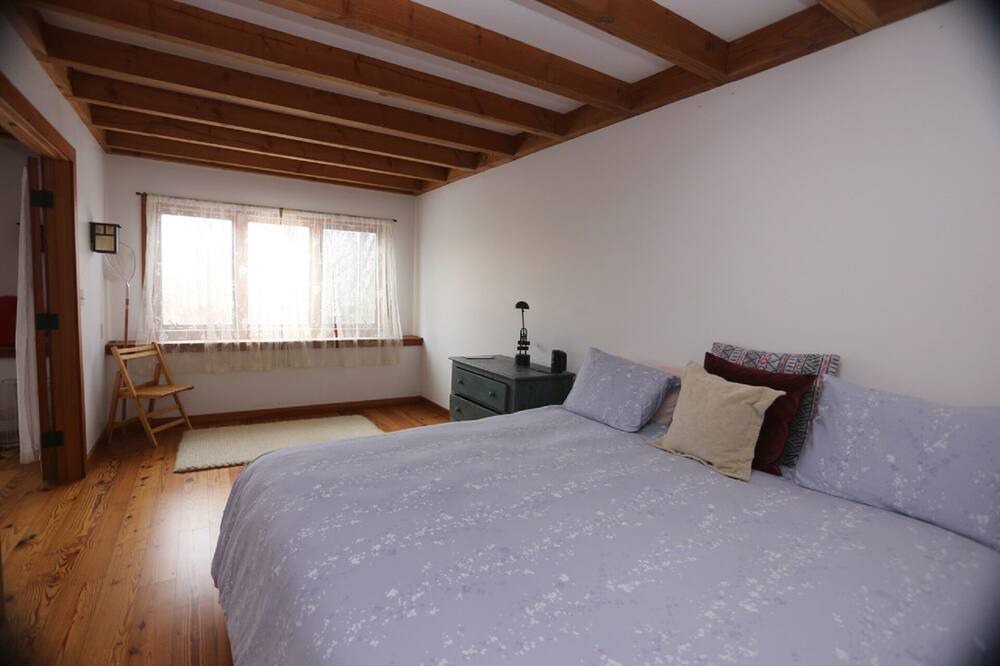 Photo of Others in Aquinnah