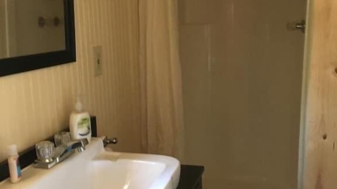 Photo of Bathroom in Hawkins