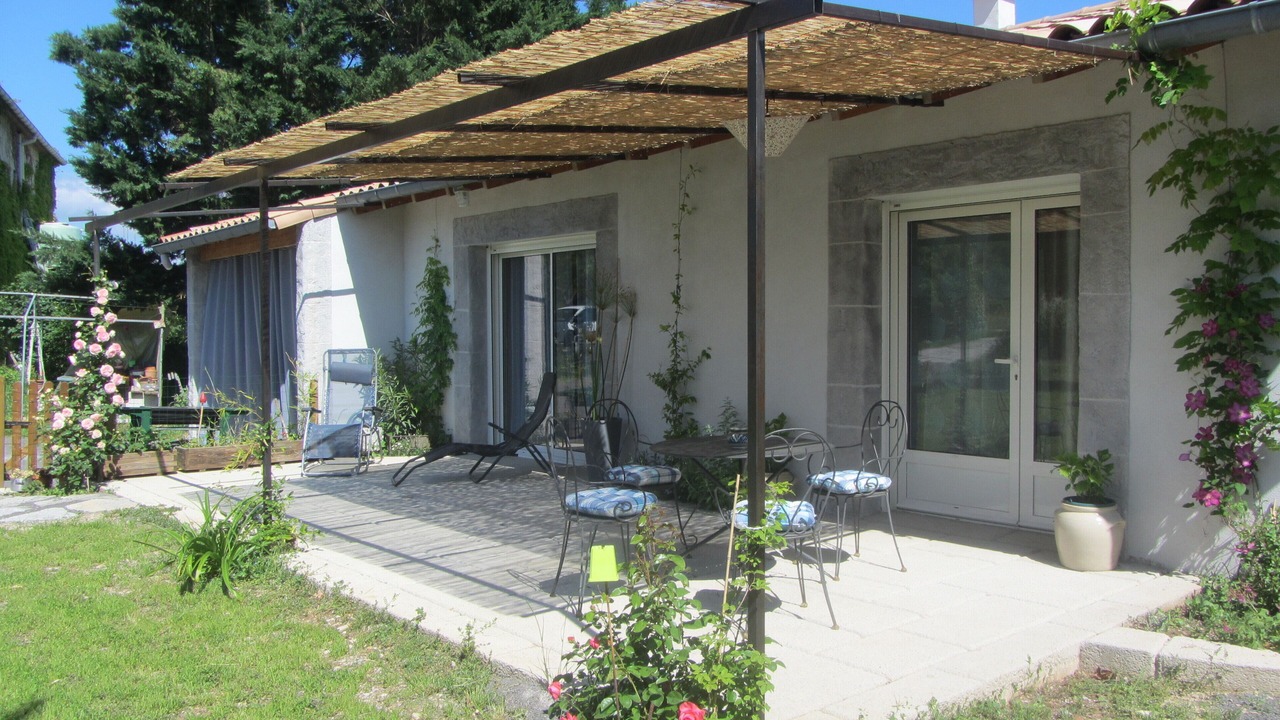 Photo of Patio Balcony in Saint-Andre-de-Cruzieres