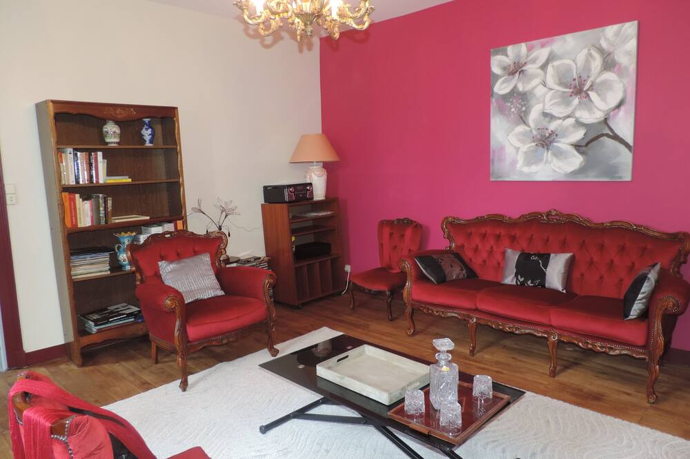 Photo of Livingroom in Montournais