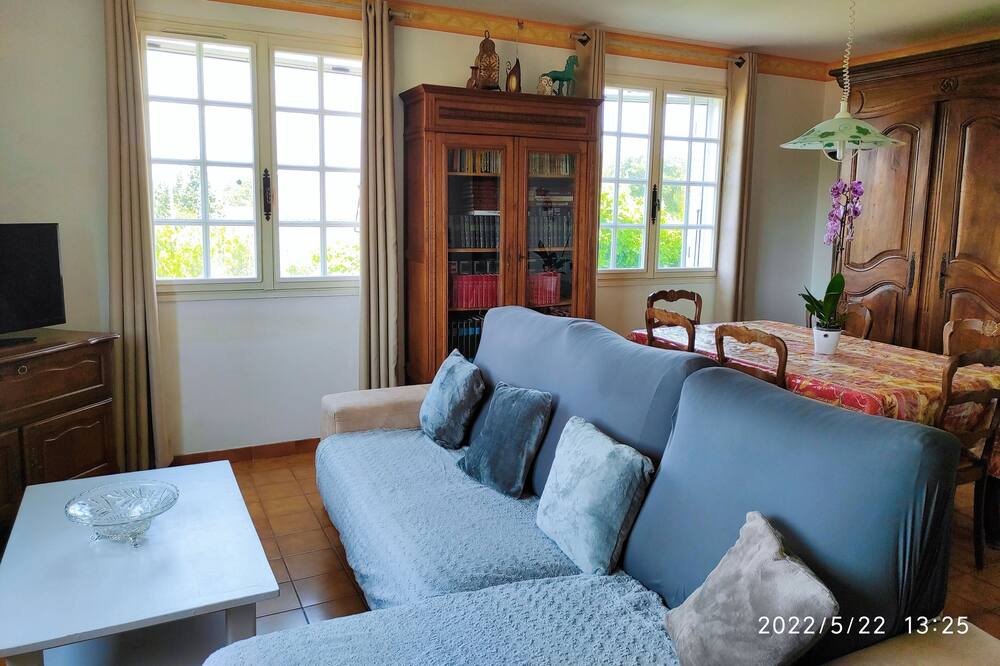 Photo of Livingroom in Douzens