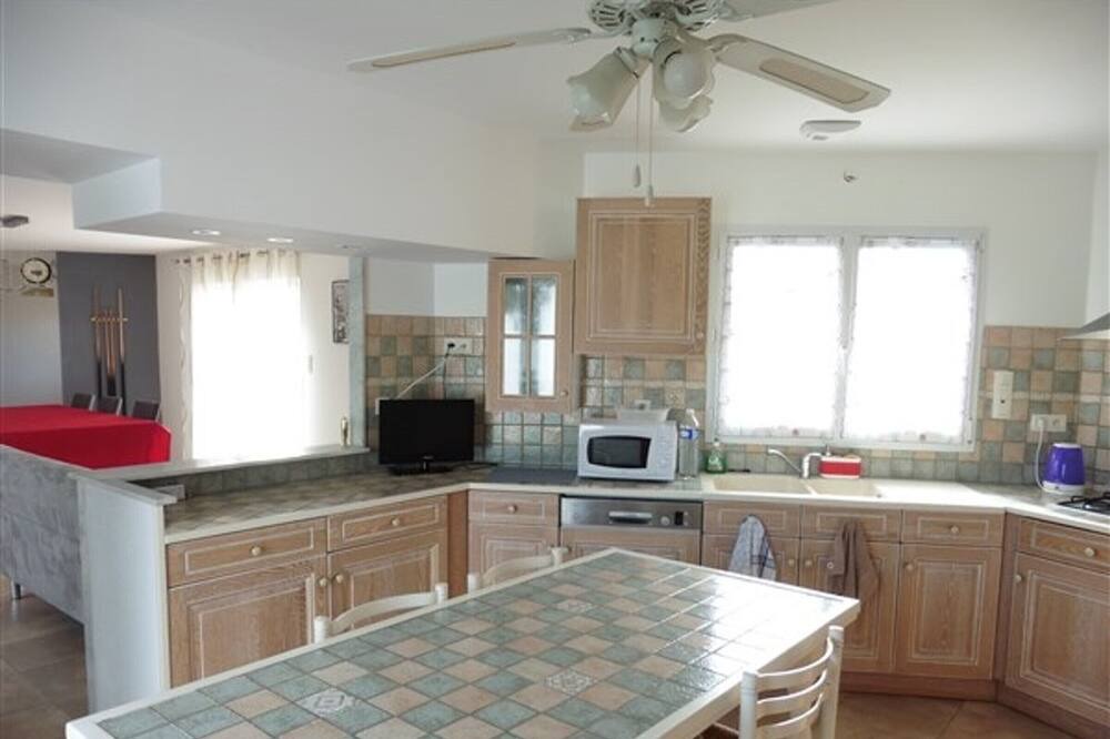 Photo of Kitchen in La Barre-de-Monts