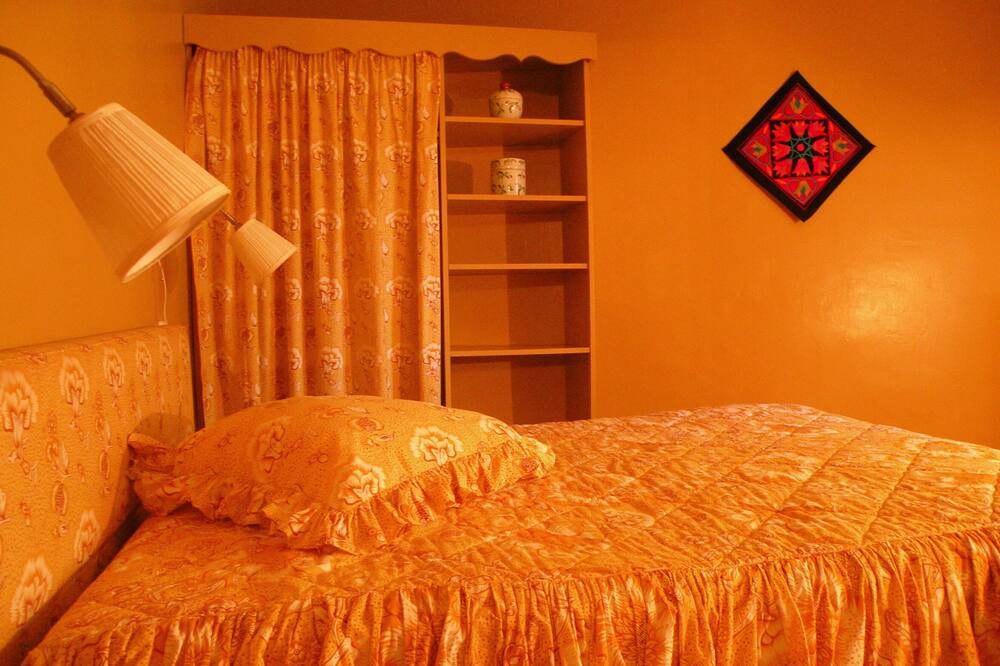 Photo of Bedroom in Villarzel-du-Razes