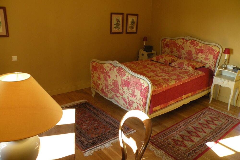 Photo of Bedroom in Villarzel-du-Razes