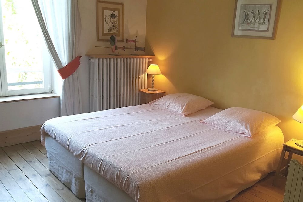 Photo of Bedroom in Chivres-Val