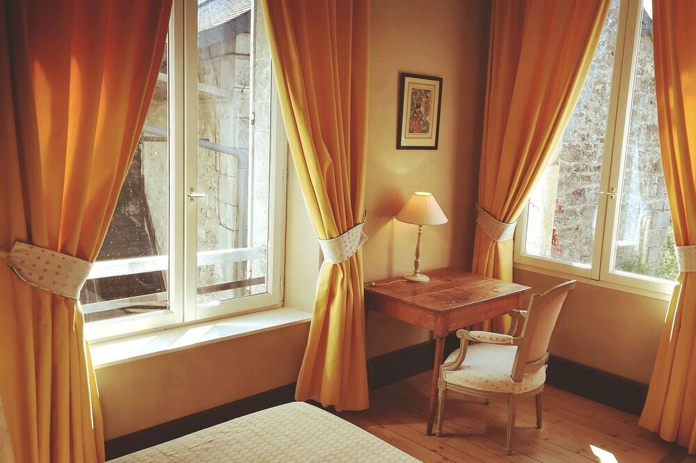 Photo of Bedroom in Chivres-Val