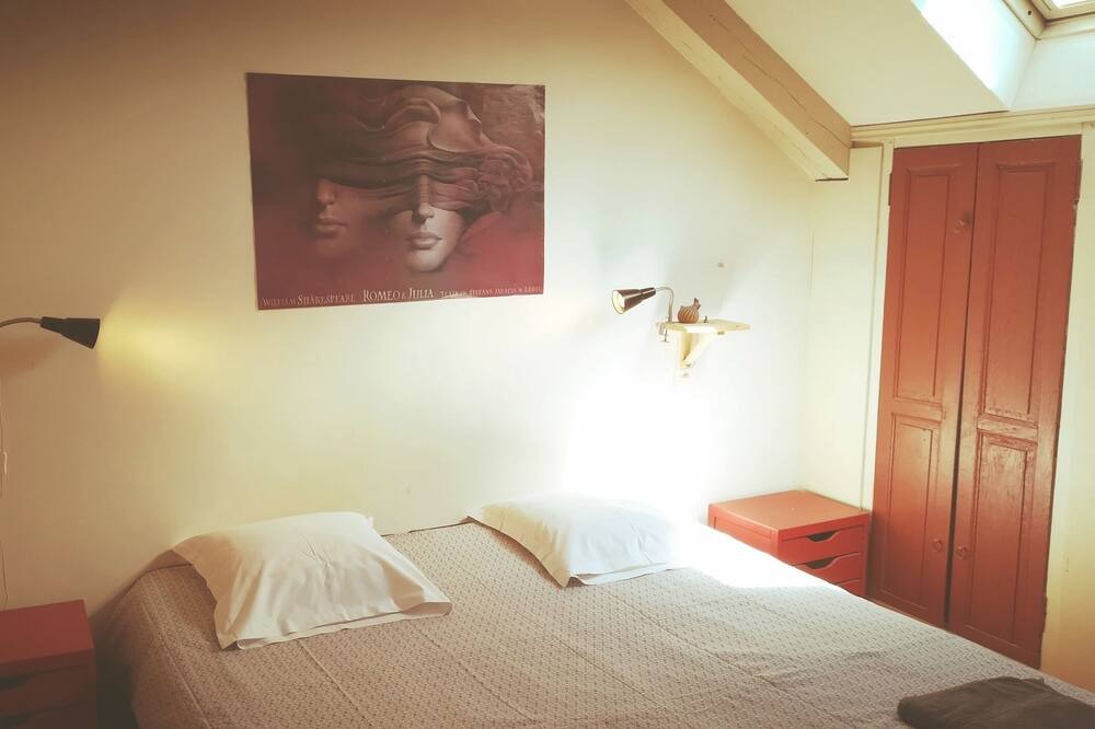 Photo of Bedroom in Chivres-Val