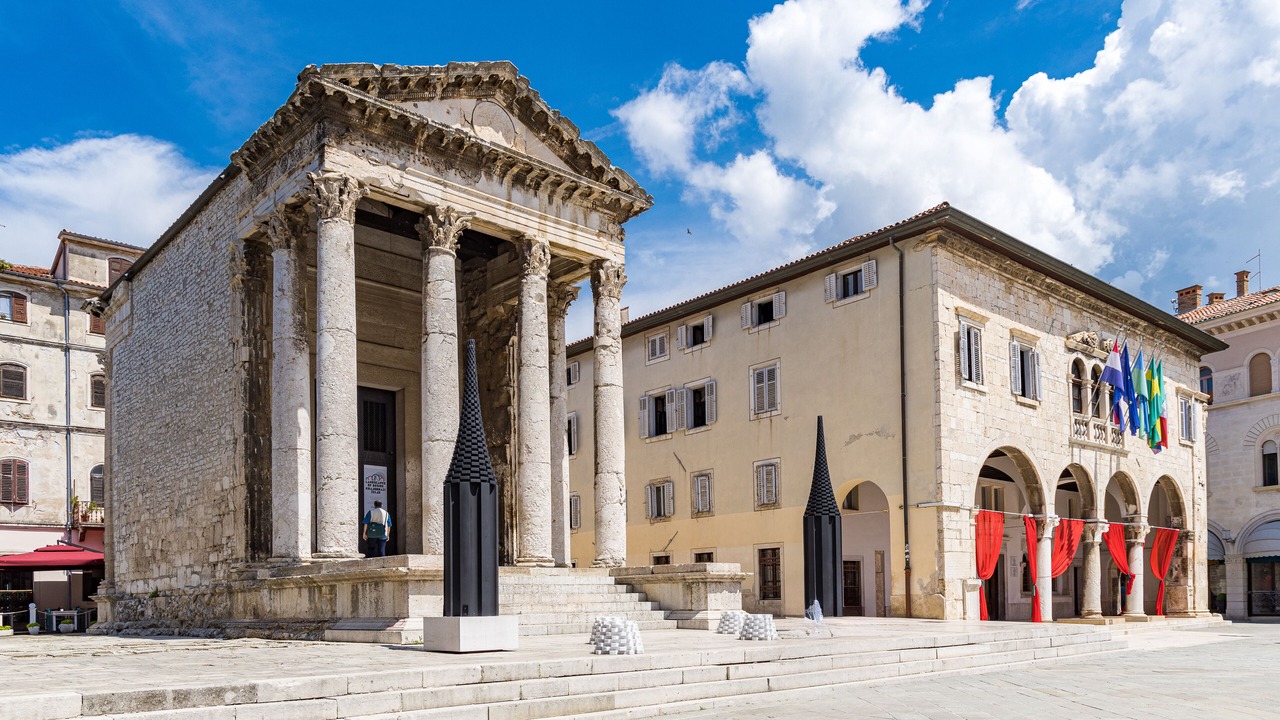 Photo of Others in Pula