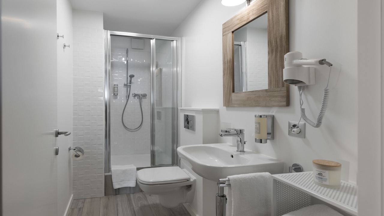 Photo of Bathroom in Torricella Taverne