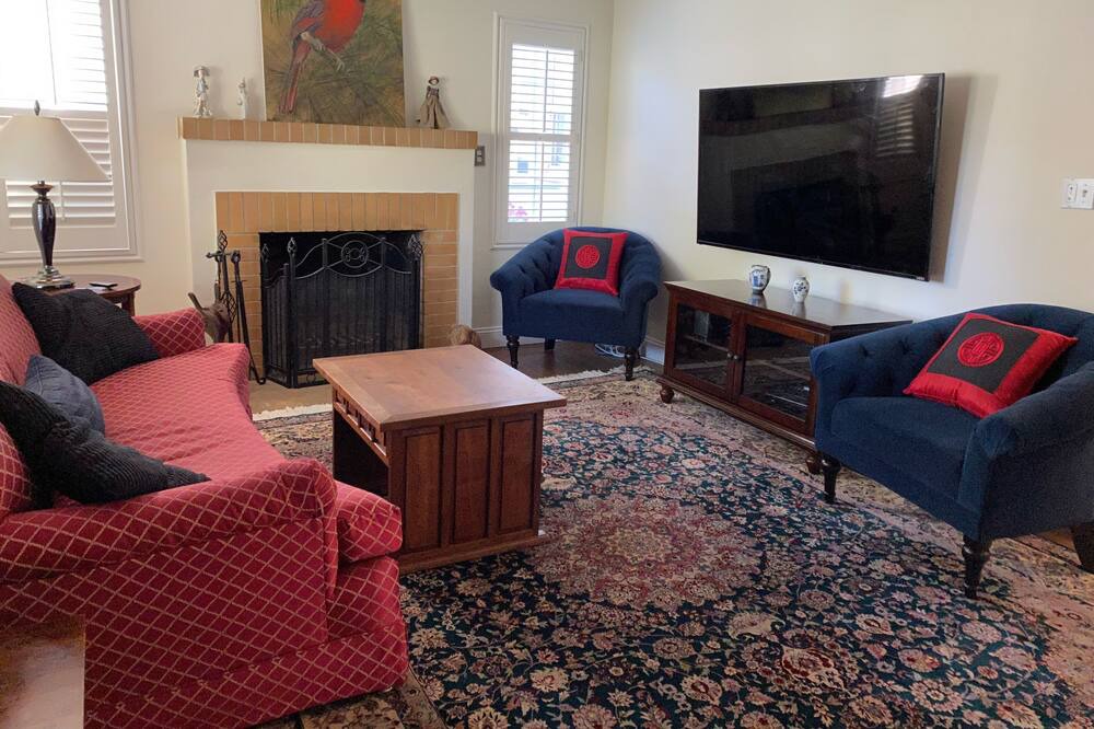 Photo of Bedroom in Shoreline West