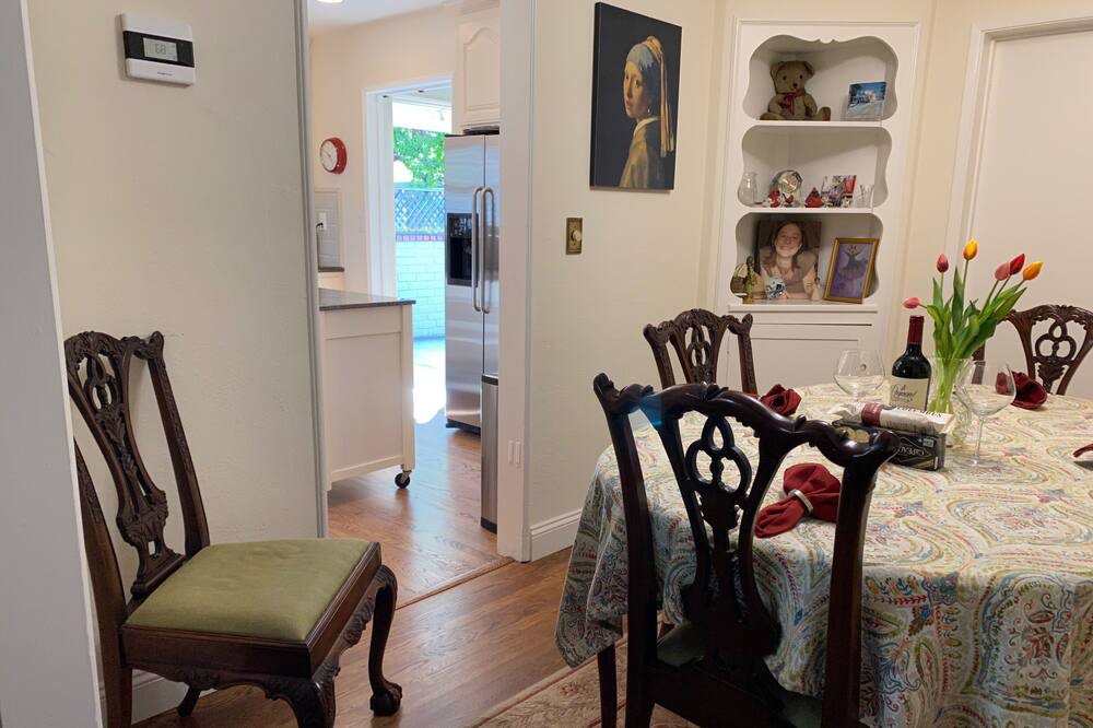 Photo of Bedroom in Shoreline West