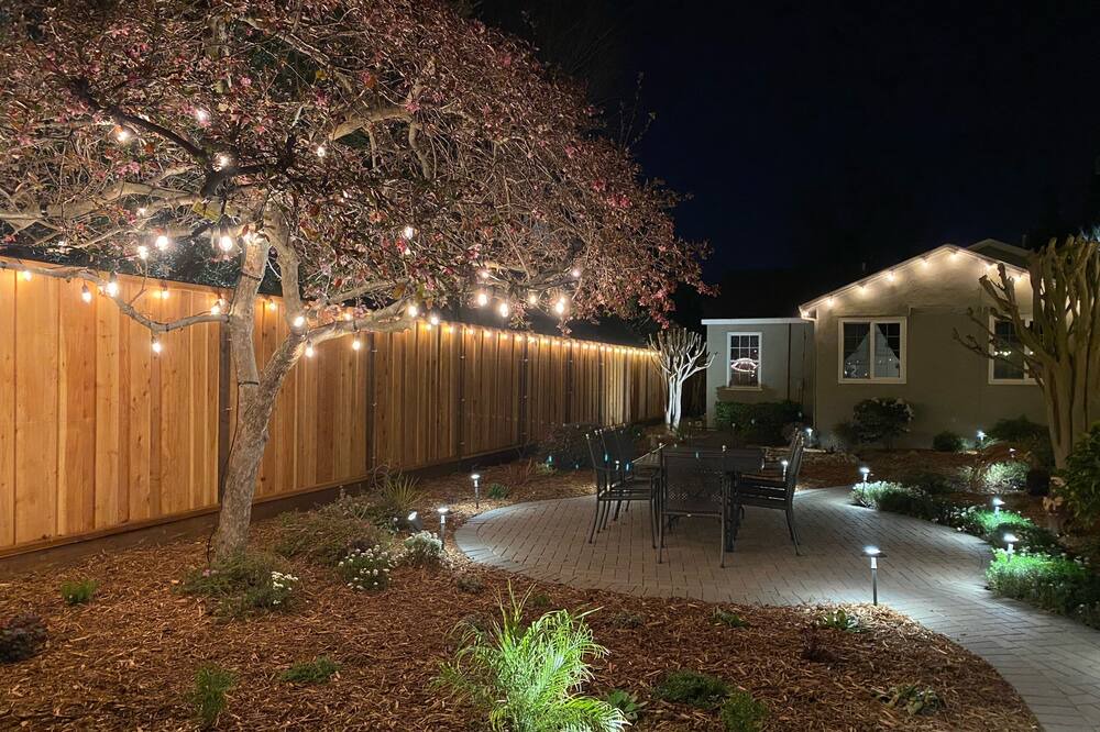 Photo of Outdoor in Shoreline West