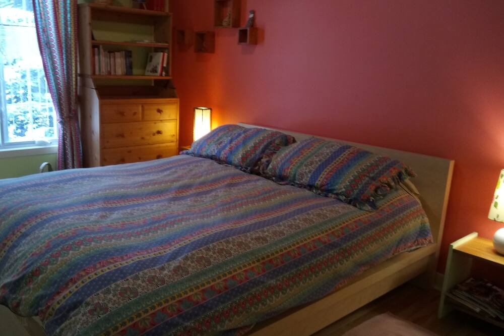 Photo of Bedroom in Pointe-de-Sainte-Foy