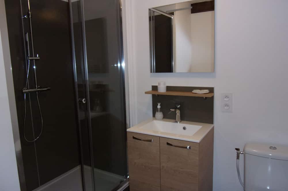 Photo of Bathroom in Sainte-Anne-Saint-Priest