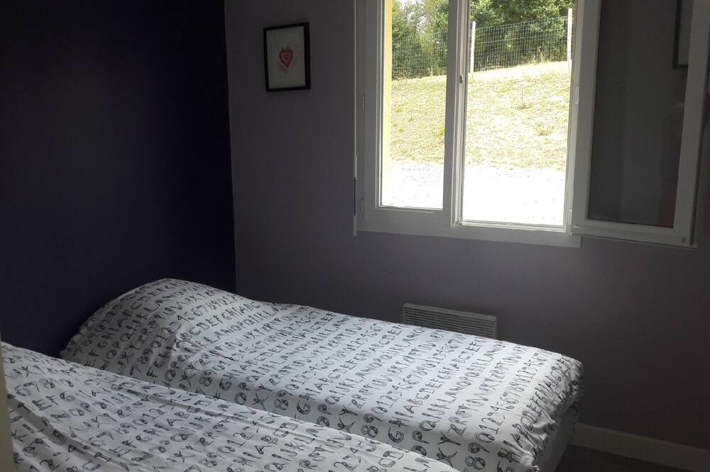 Photo of Bedroom in Aignan