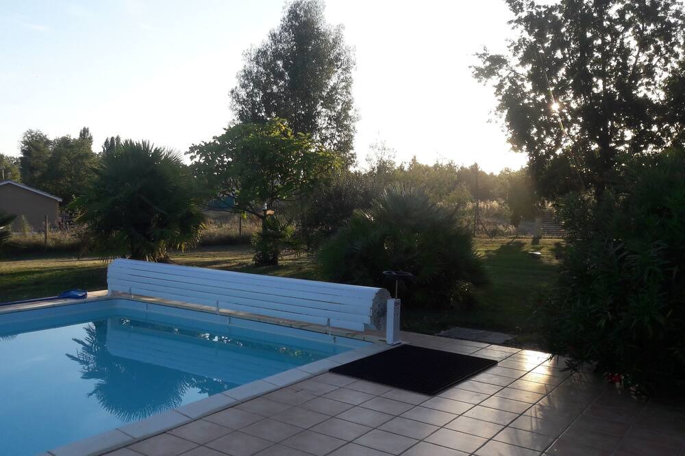 Photo of Outdoor in Aignan