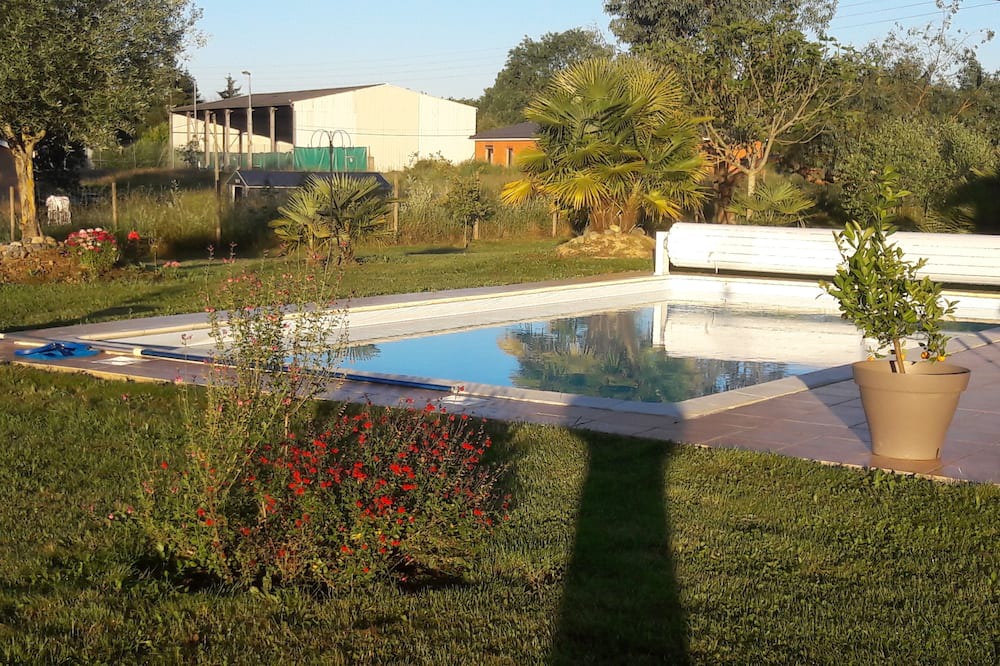 Photo of Outdoor in Aignan