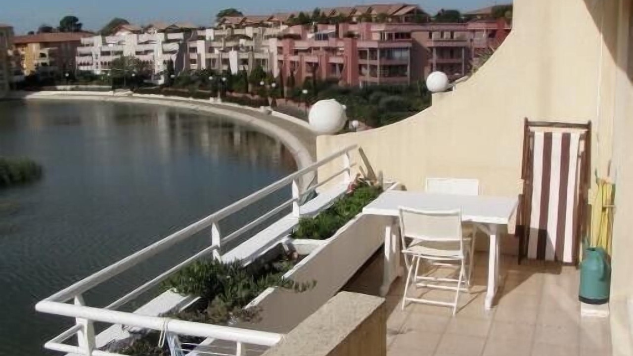 Photo of Patio Balcony in Port Ariane