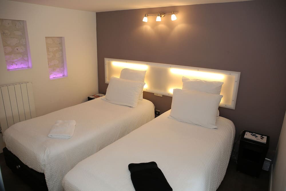 Photo of Bedroom in Bois-Guillaume