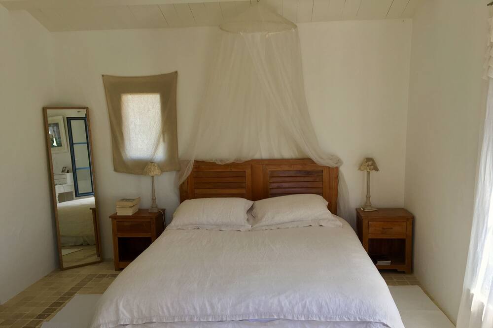 Photo of Bedroom in Barbatre
