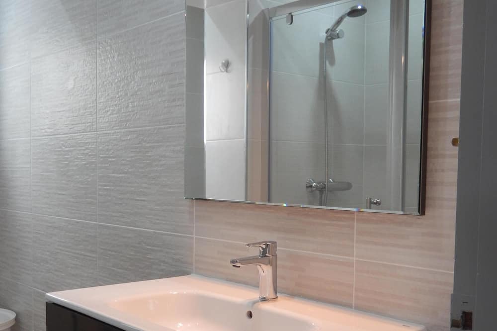 Photo of Bathroom in Castello d'Empuries